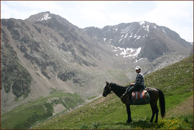 Спуск с пер. Джуматай